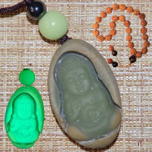 Светящийся камень желаний Будда
